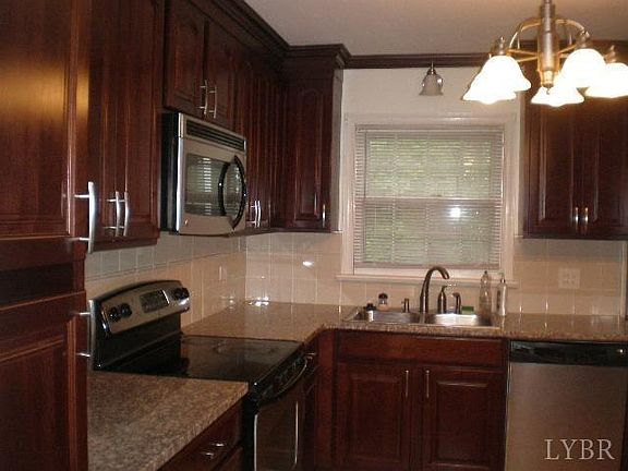 2nd image of 2721 Farmington Pl