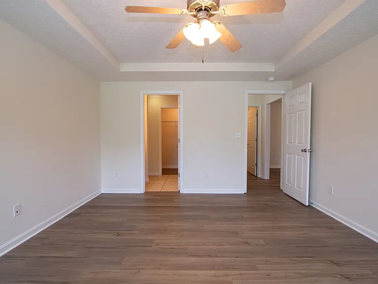 Applewood Ln — Photo 13