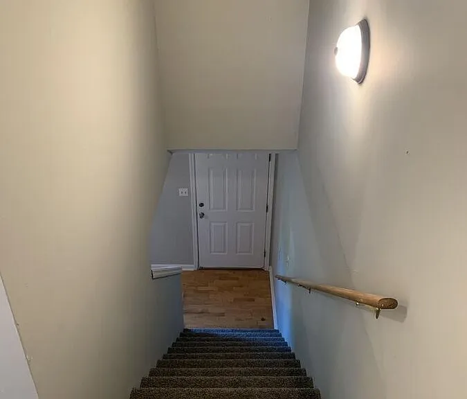 100 Floyd Ct — Photo 8