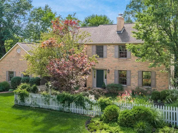 31 Thomas Rd, Granville, OH 43023