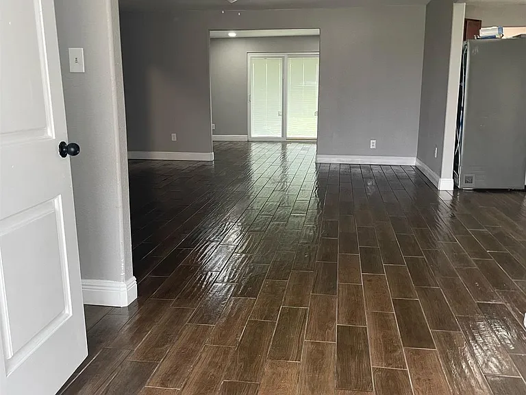 2356 Lavender St — Photo 2