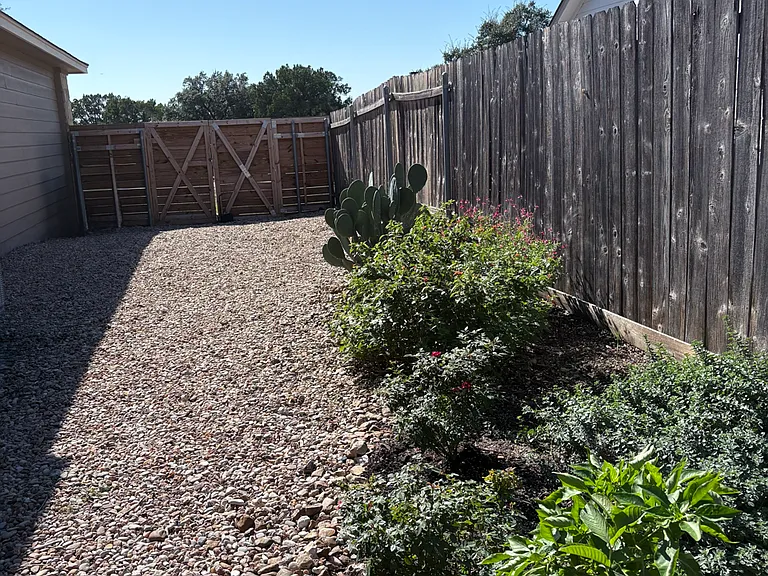 430 Summit Ridge Dr N — Photo 31