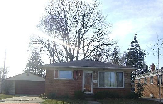 1st image of 6457 Fenton St