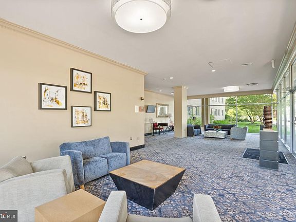 4th image of 6621 Wakefield Dr APT 913