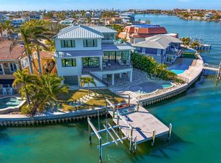 16119 6th St E, Redington Beach, FL 33708