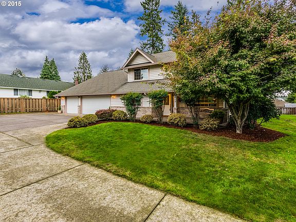 2nd image of 4415 NE 115th St