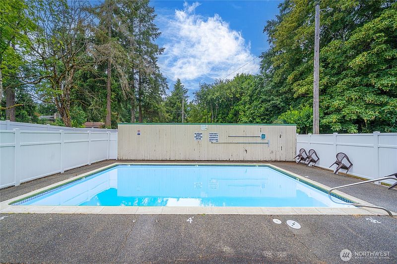 3rd image of 10430 Gravelly Lake Drive SW #40