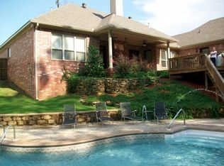 13 River Valley Ct, Maumelle, AR 72113