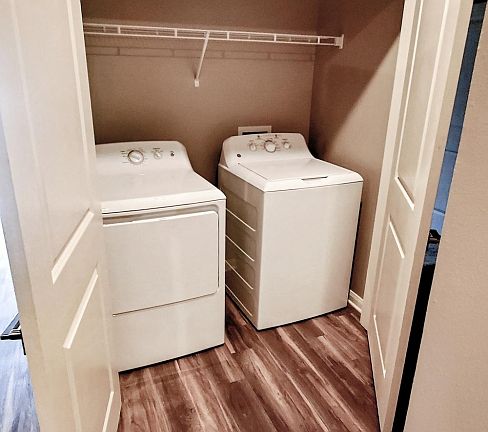 3rd image of 3400 Veterans Cir #14097942