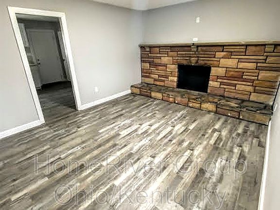 3rd image of 189 Dellwood Dr