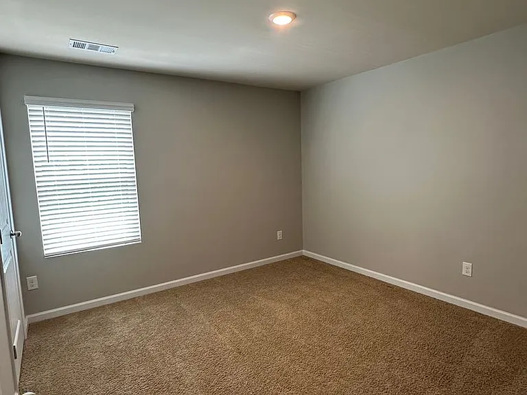 3130 Heritage Glen Dr — Photo 15