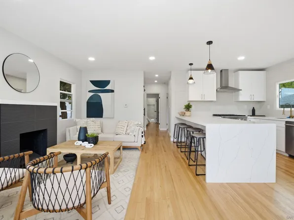 3542 Poe St, San Diego, CA 92106