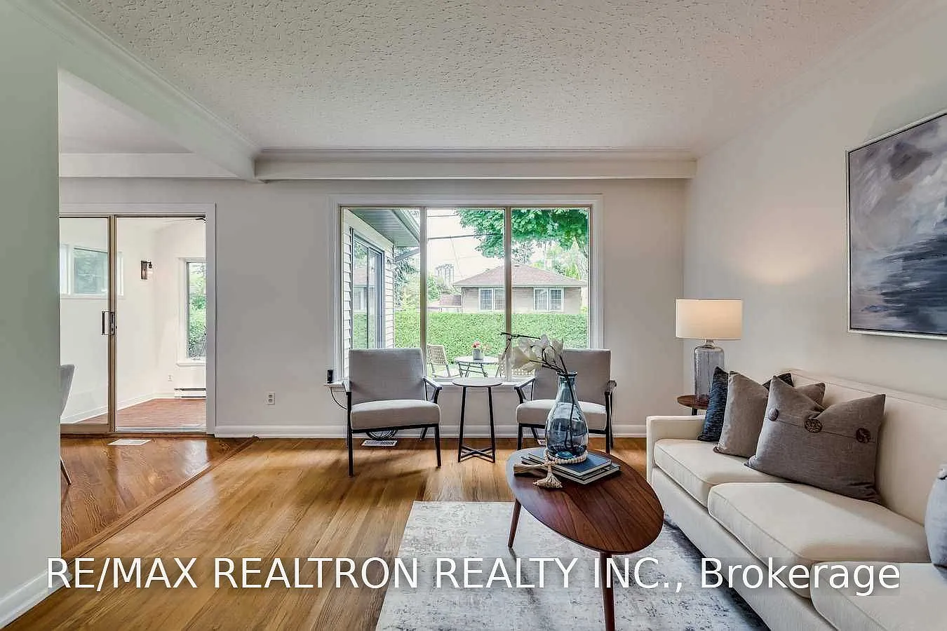 4 bed, $2,650 — Photo 3