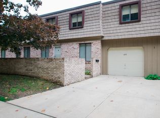 833 Tollis Pkwy, Broadview Heights, OH 44147