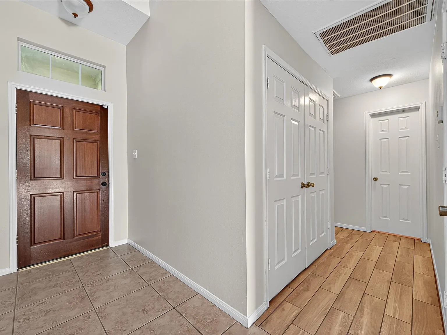 4 bed, 2.0 bath, 1760 sqft, $2,100 — Photo 4