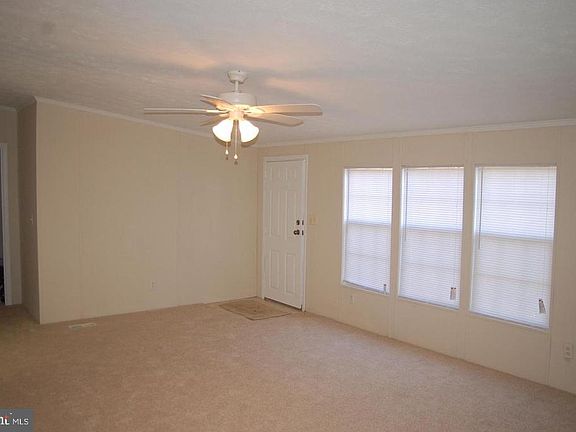 3rd image of 6104 Maslock Ln