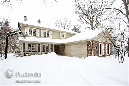 544 Jefferson St photo 1