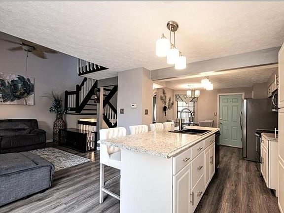 5th image of 1339 Lexington Dr