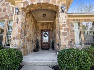 907 Inwood Dr, Huntsville, TX 77340