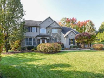 3 Avalon Ct, Loudonville, NY, 12211