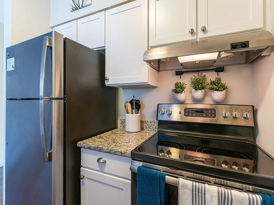 Parkside Commons Apartments