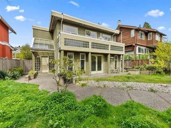 4055 W 31st Ave, Vancouver, BC V6S 1Y7