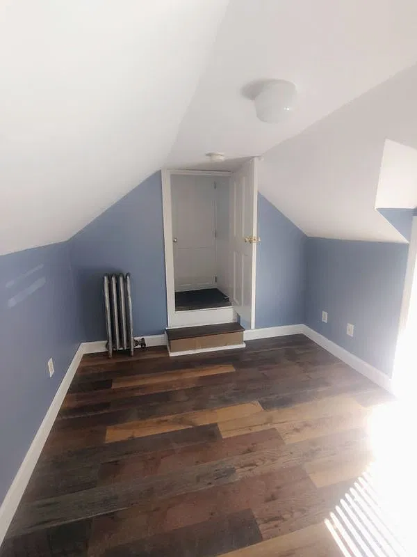3 bed, 1.0 bath, 941 sqft, $2,650 — Photo 3