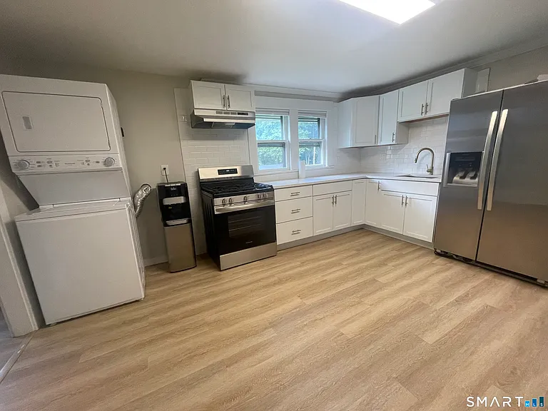 108 Curtiss St — Photo 7