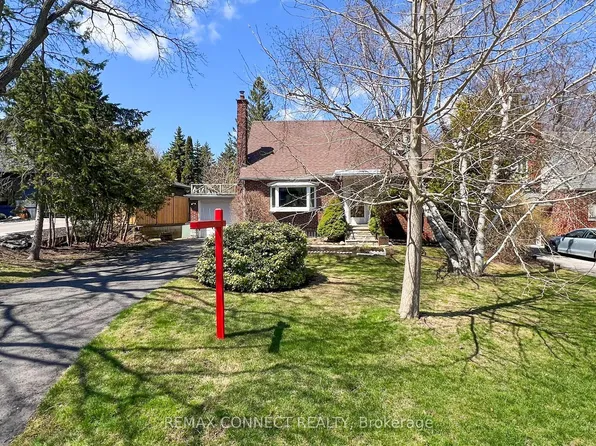 20 Brinloor Blvd, Toronto, ON M1M 1L2