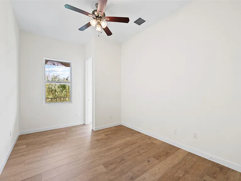1430 SW 4th Ave #1430 — Photo 13