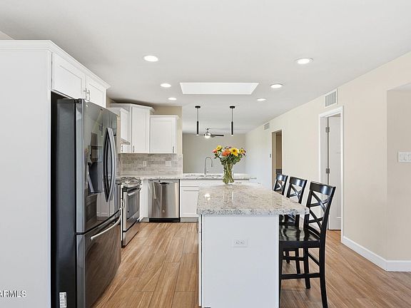 4th image of 6514 E OAK Street