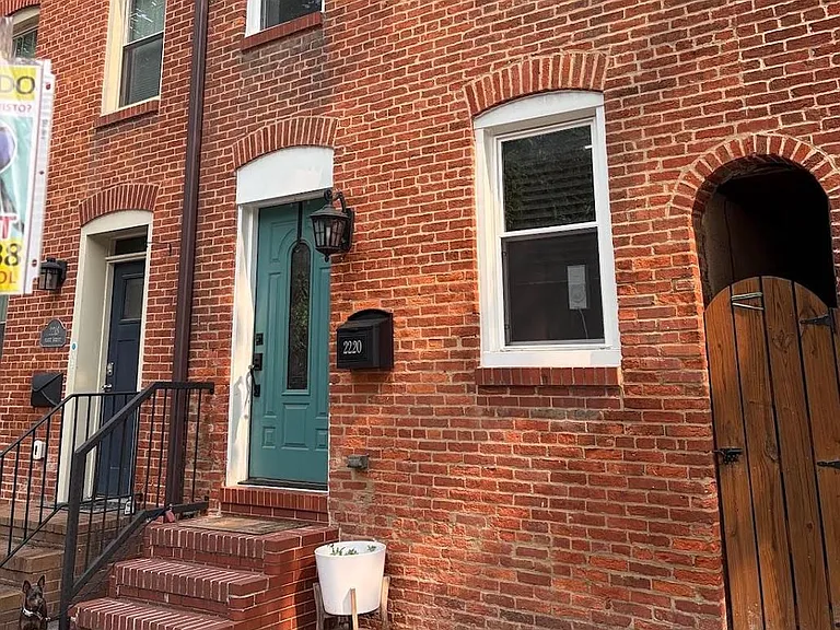 2220 Fleet St — Photo 1