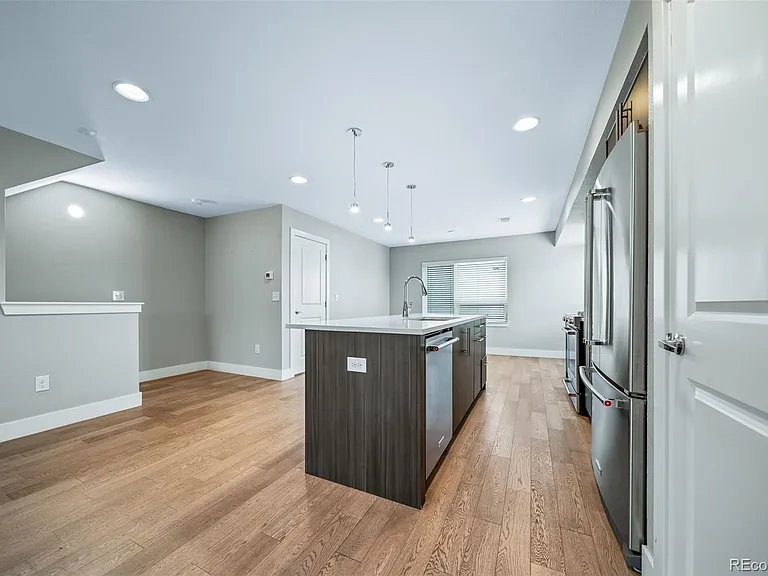 435 S Forest St #6 — Photo 14