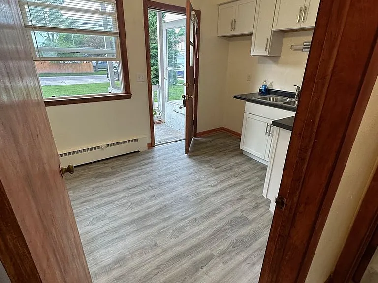 6713 W Bluemound Rd #53213-7300 — Photo 7