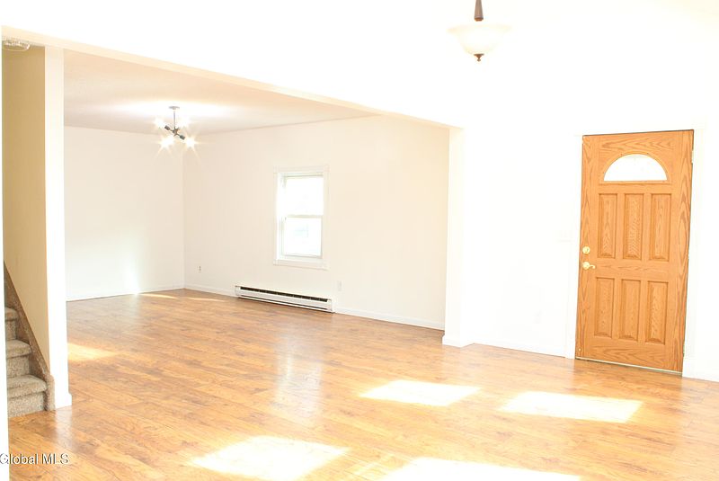 4th image of 7 Wendell Street