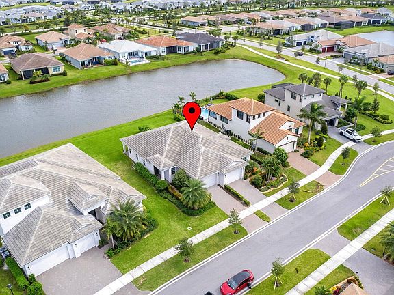 3rd image of 11929 SW Vano Way
