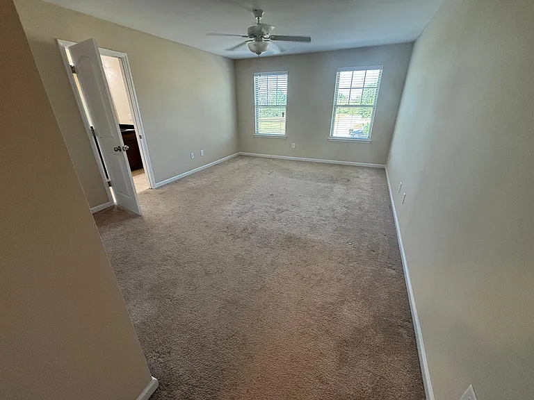 451 Shakespeare Dr — Photo 29