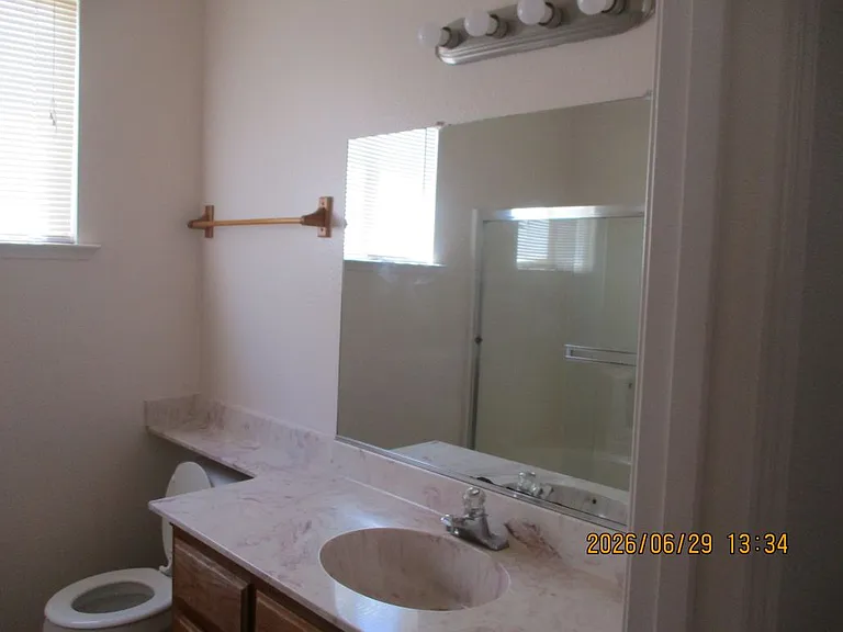 1225 E Cinnamon Dr — Photo 11