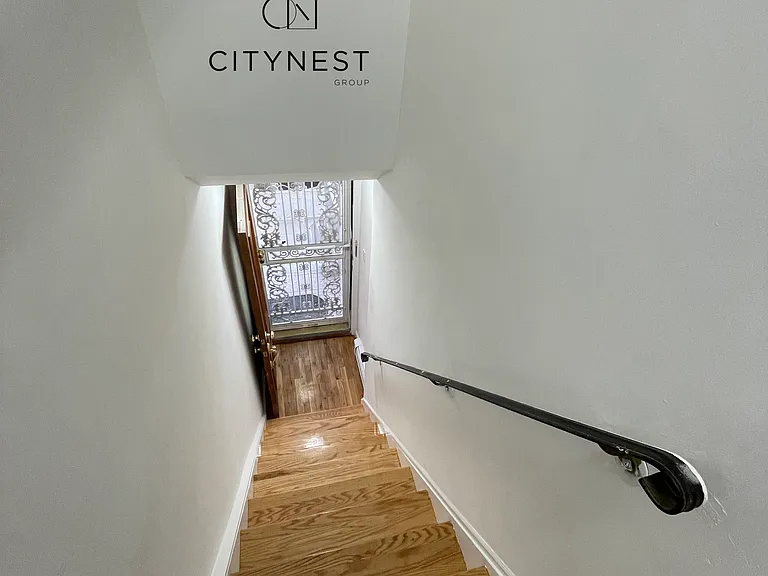 138 Bay 49 St #3 — Photo 25