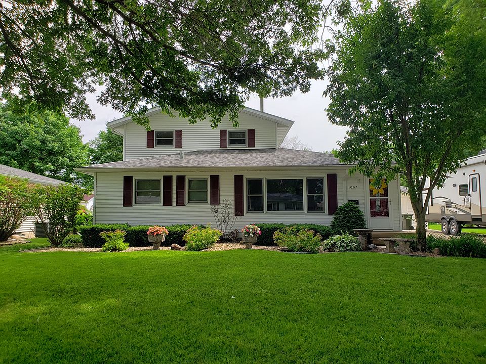 1st image of 1007 Melrose Dr