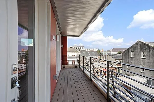 309 Chartres St #F — Photo 7