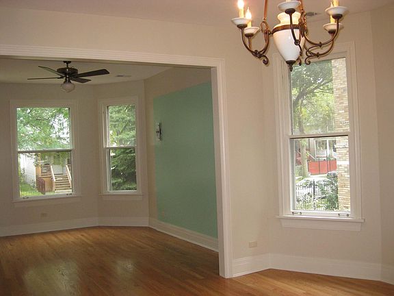 4th image of 2248 N Monticello Ave #1