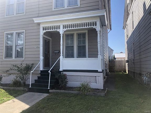 3rd image of 1526 Seymour Ave