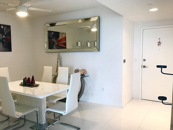 2nd image of 5300 Paseo Dr #1704