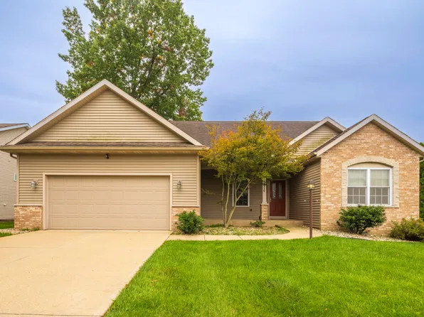 18416 Summer Wind Ln, South Bend, IN 46637