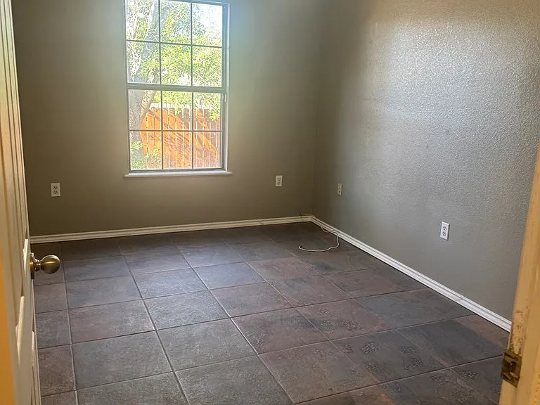 1455 Timber Valley Dr — Photo 11