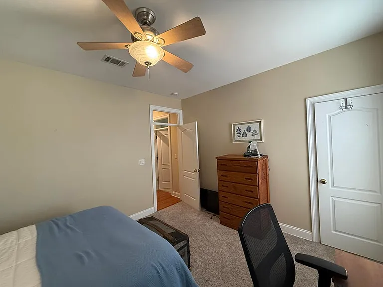 4410 Windlake Dr — Photo 29