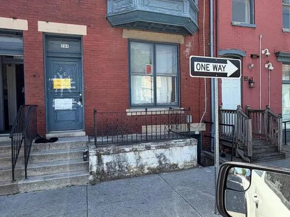204 S Duke St, York, PA 17401