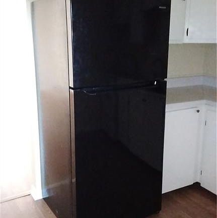 5th image of 4926 Salmon Dr