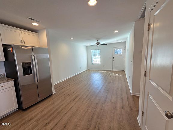 5th image of 207 E Nash St #A